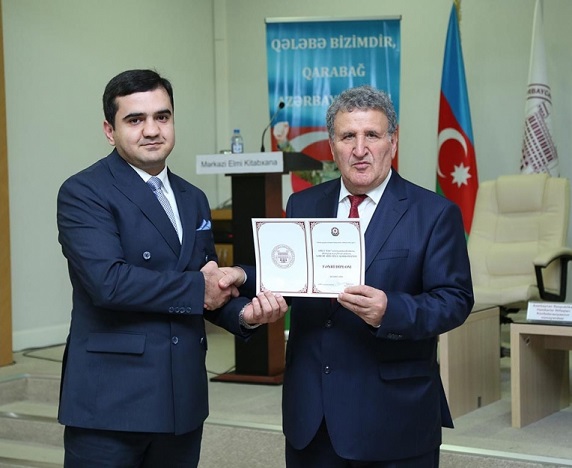 “Elm” nəşriyyatının direktoru fəxri diplomla təltif olunub